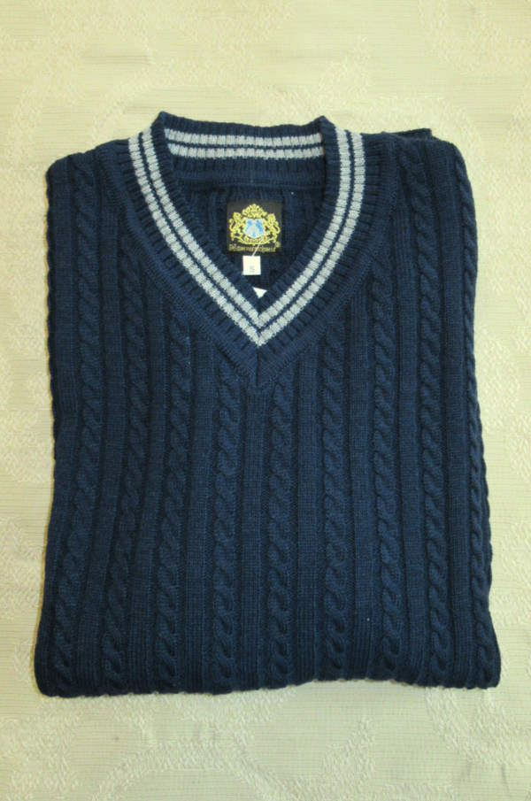 Men's Lightweight Cable V-Neck Pullover Grey or Navy